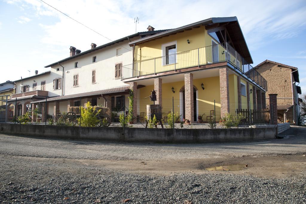 Agriturismo Il Vecchio Portico Francavilla Bisio Exterior foto